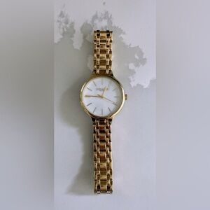 Women’s Coach Watch